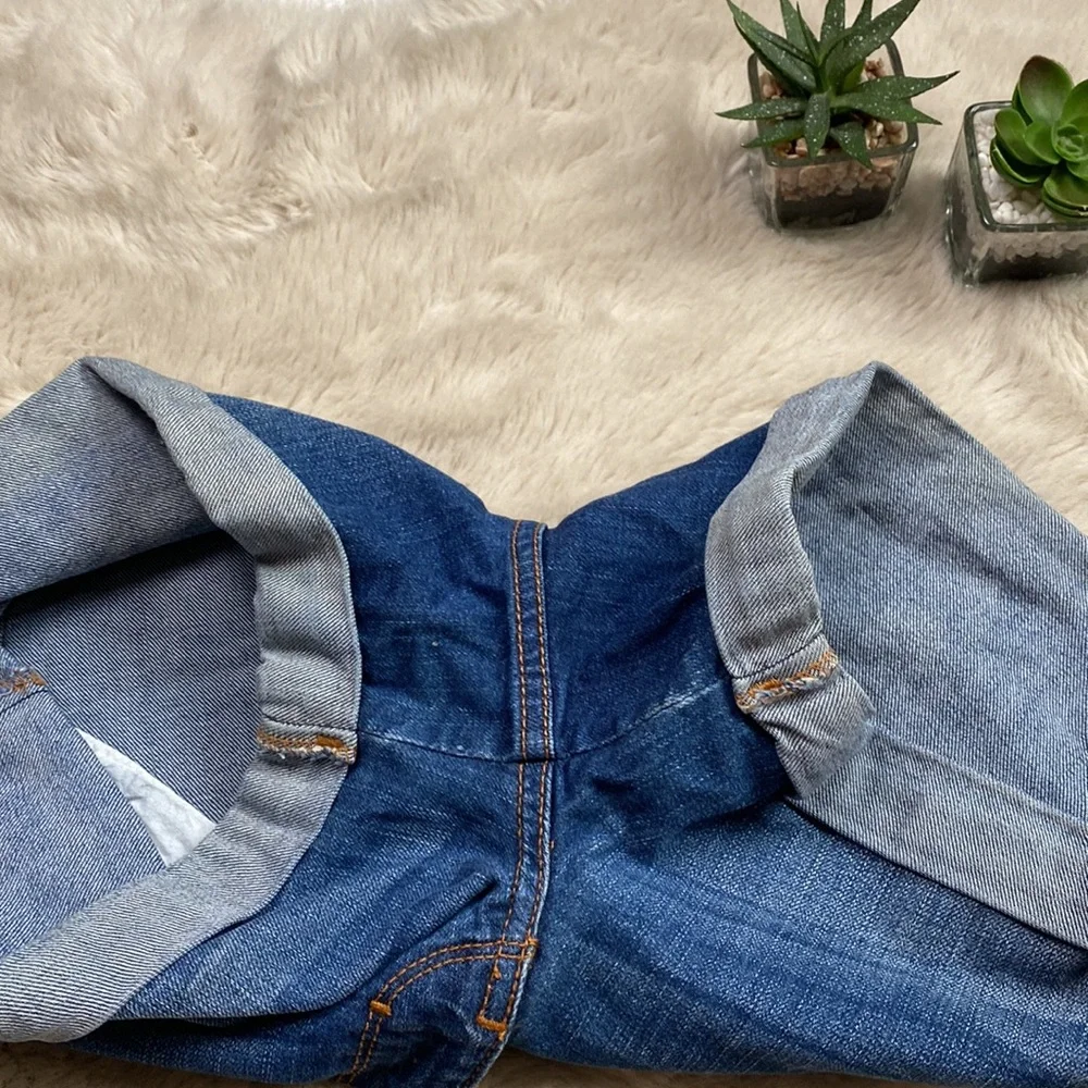Mossimo Premium Denim Mid Rise Cuffed Blue Jean Shorts Size 4
